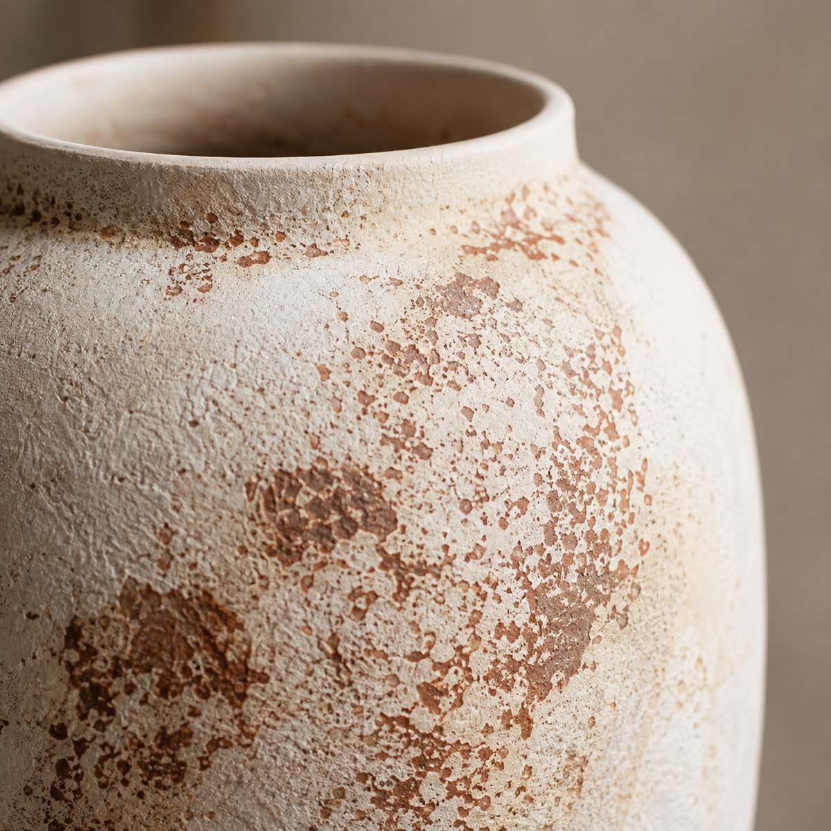 Vaso Ravena em Cerâmica Texturizada