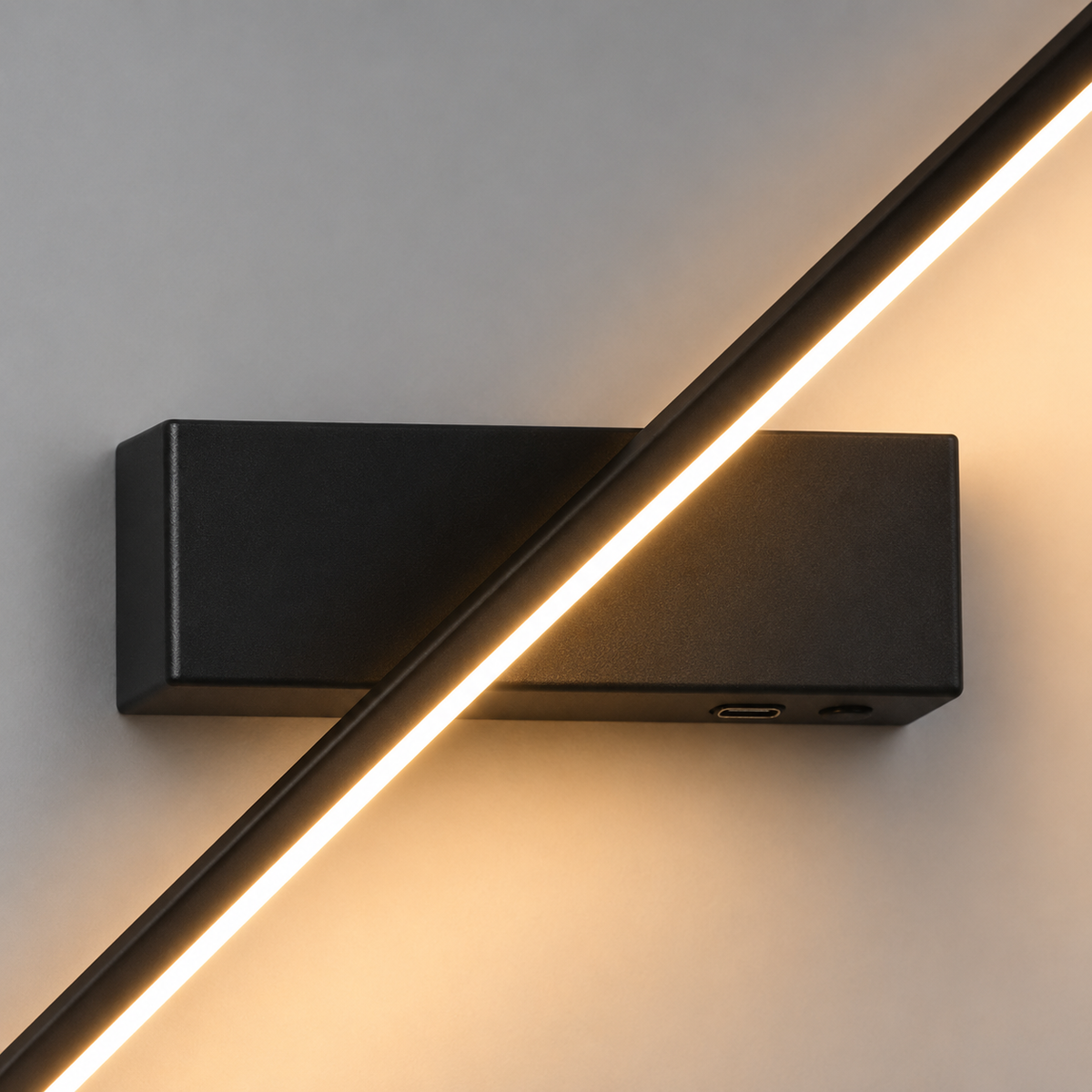 Arandela Lume LED Recarregável com Controle por Toque