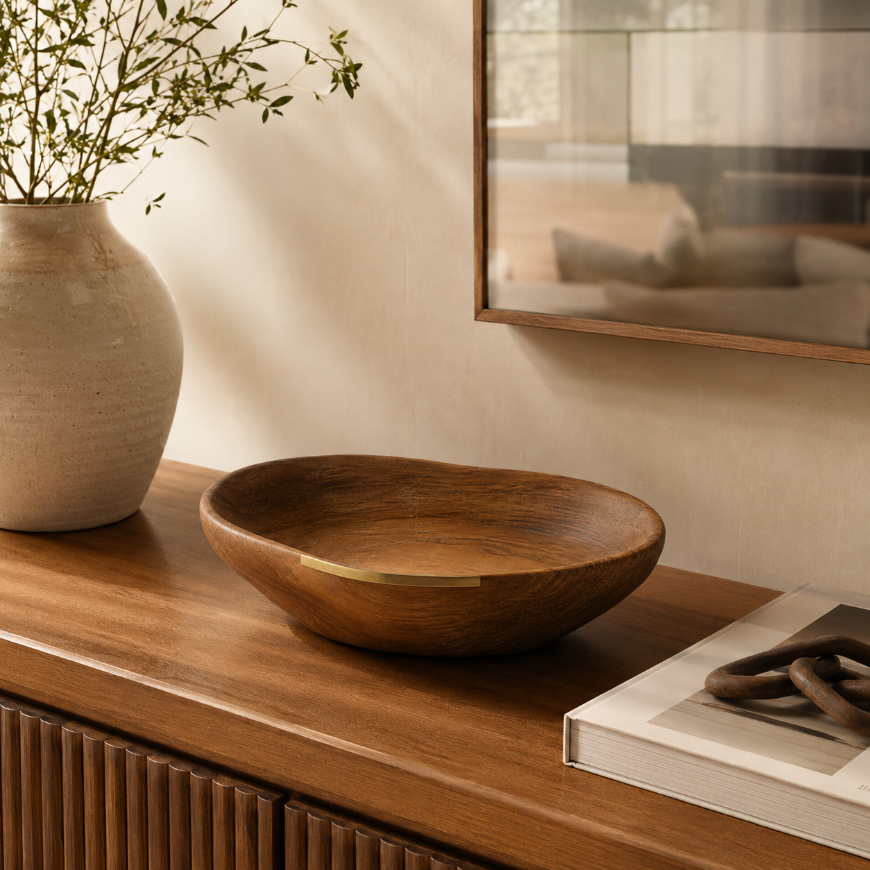 Bowl Decorativo Aruã em Madeira Natural e Latão Escovado