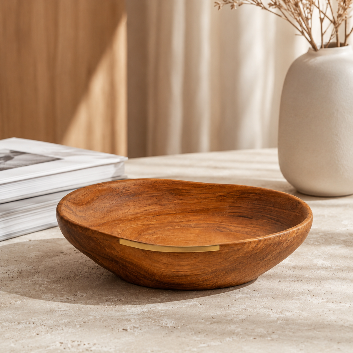 Bowl Decorativo Aruã em Madeira Natural e Latão Escovado