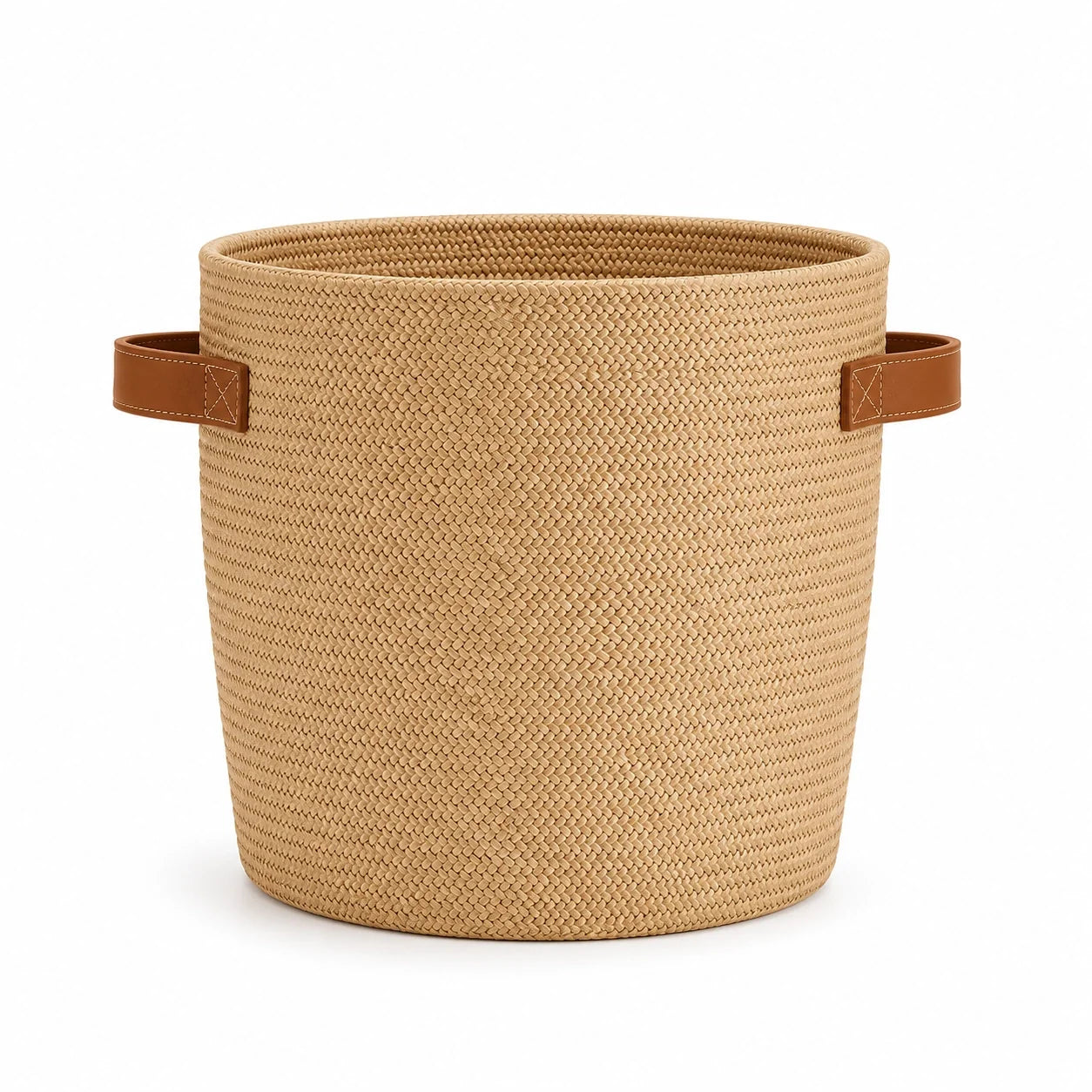 Cachepot Iara em Fibra Natural e Couro Caramelo