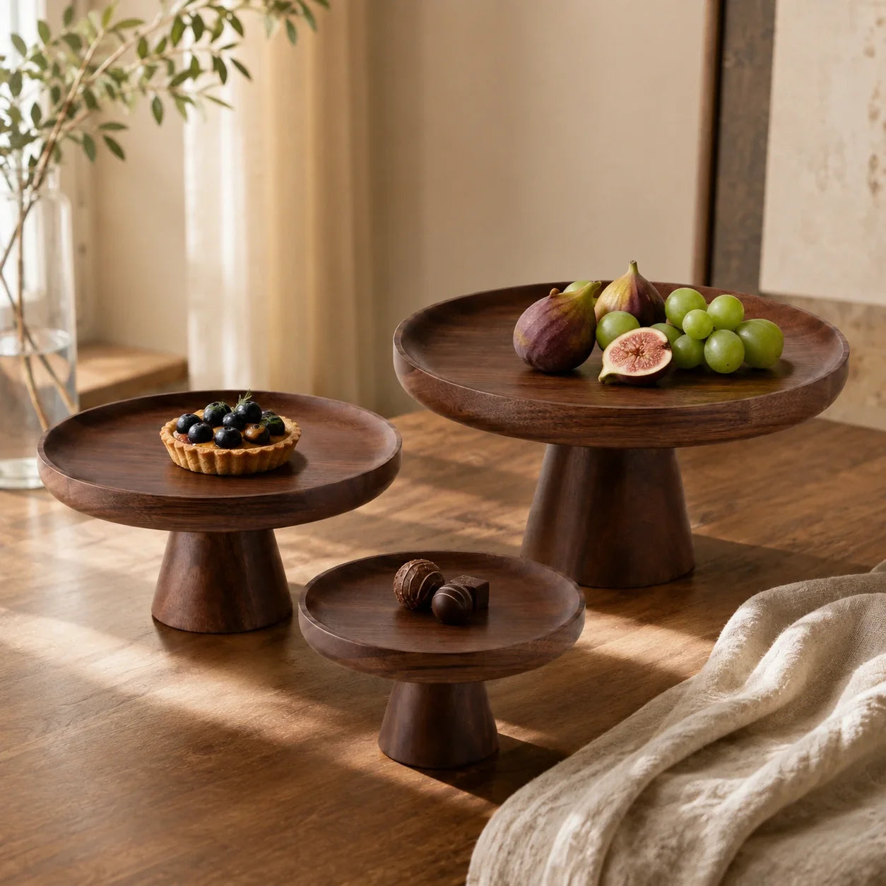Bandeja Pedestal Évora em Madeira