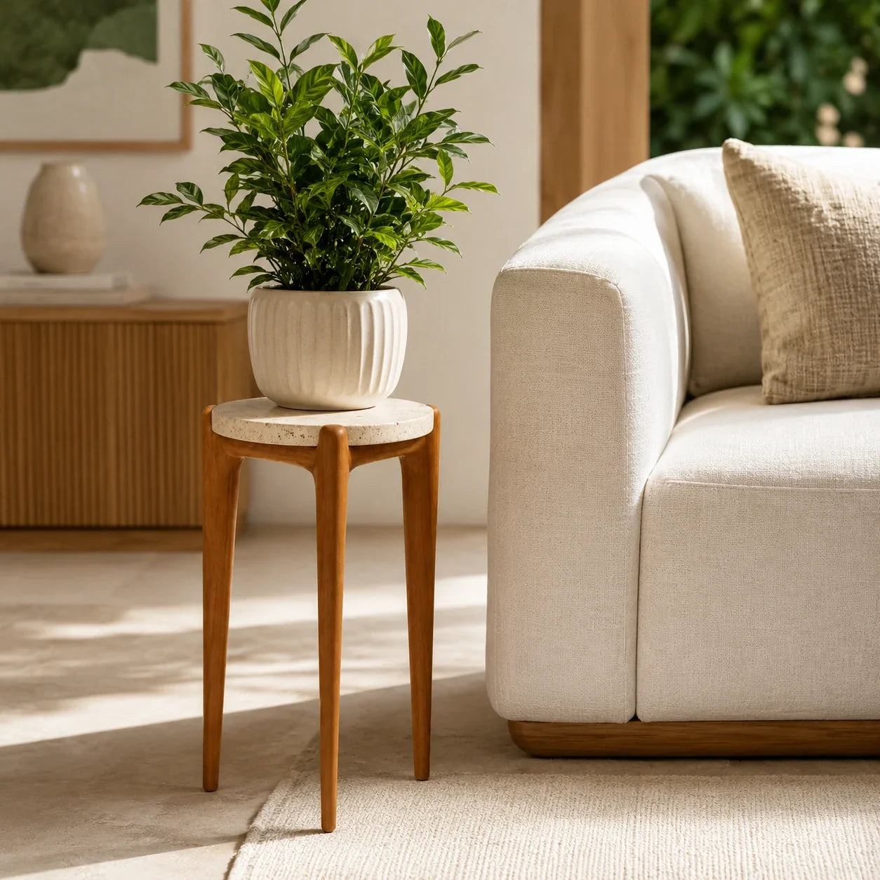 Suporte para Plantas Ayla em Madeira Freijó e Travertino