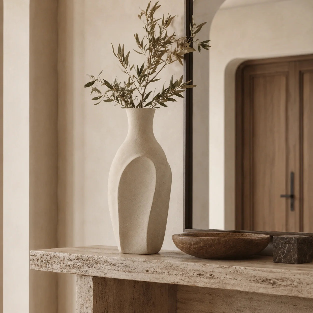 Vaso Siena em Cimento Areia com Forma Escultural